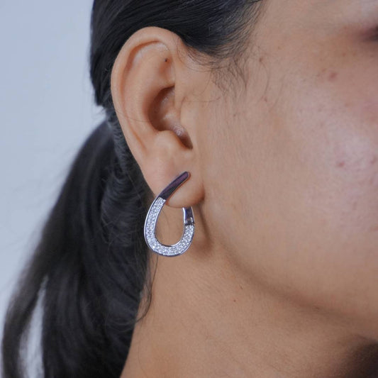 Forevever Byepass Pear Silver Earring