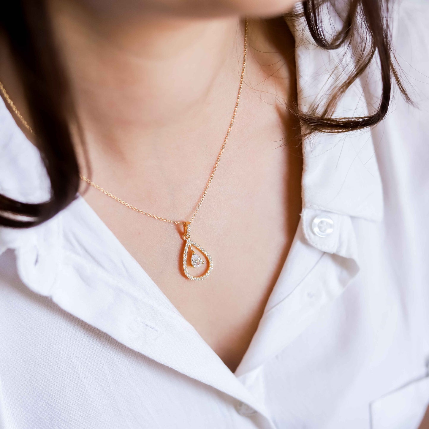 Teardrop Zircon Pendant