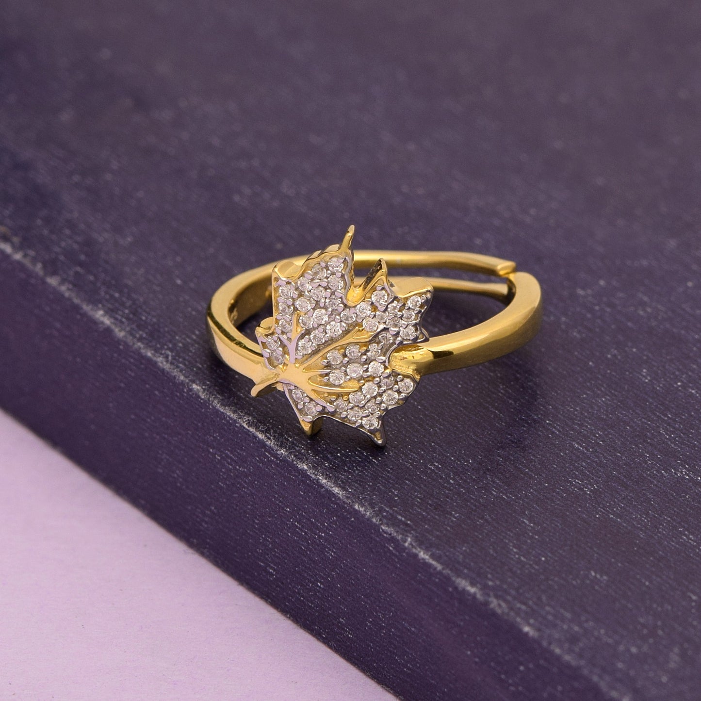 925 Sterling Silver Maple Leaf Ring with Zircon