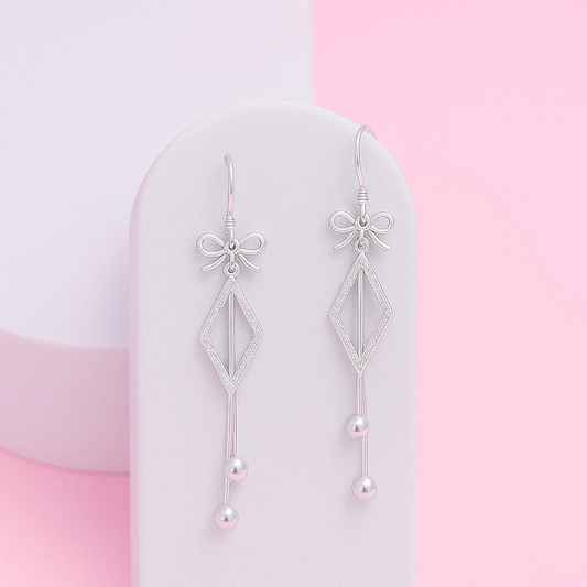 Bow Dangler Silver Earring