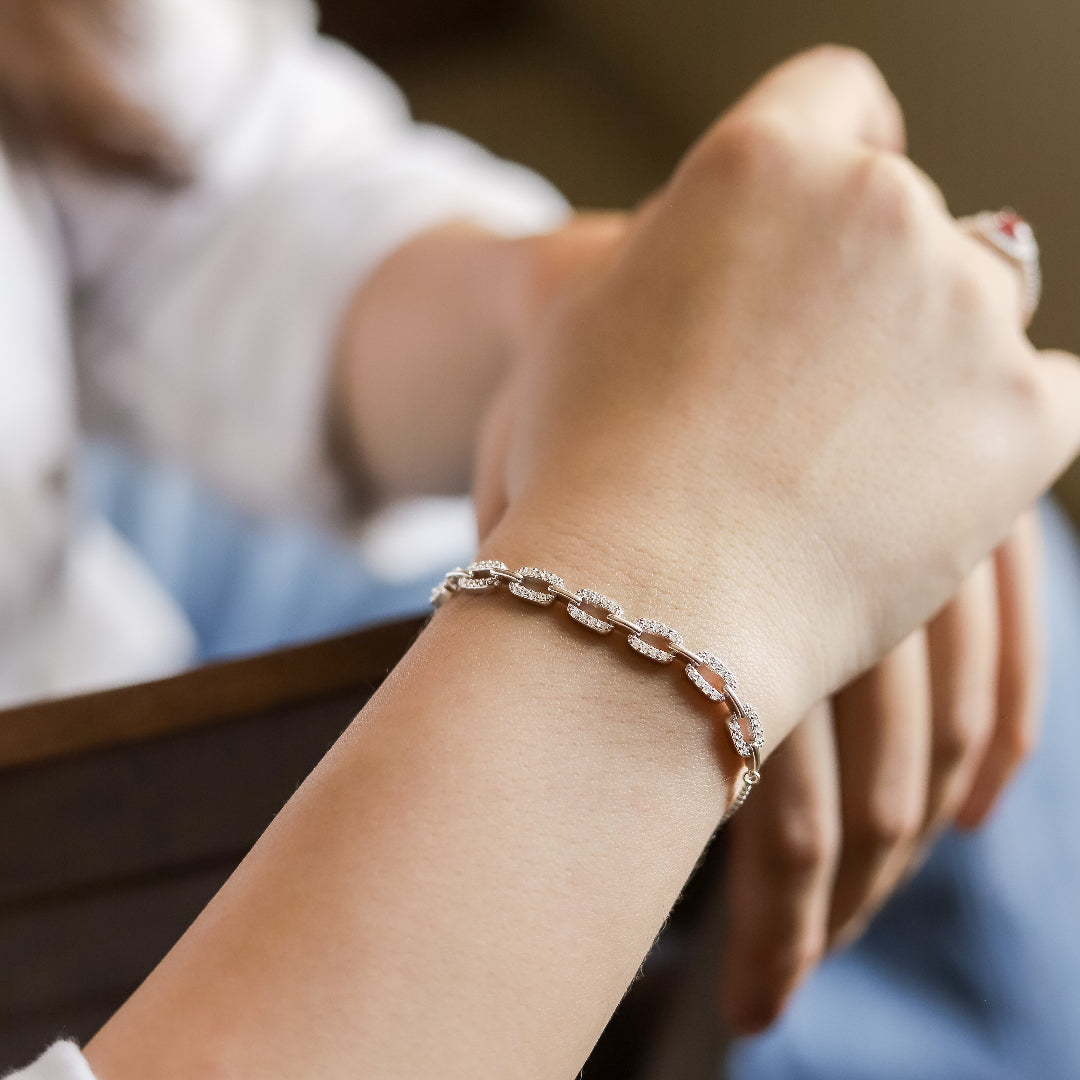 Designer Cubic Zircon Linking Bracelet