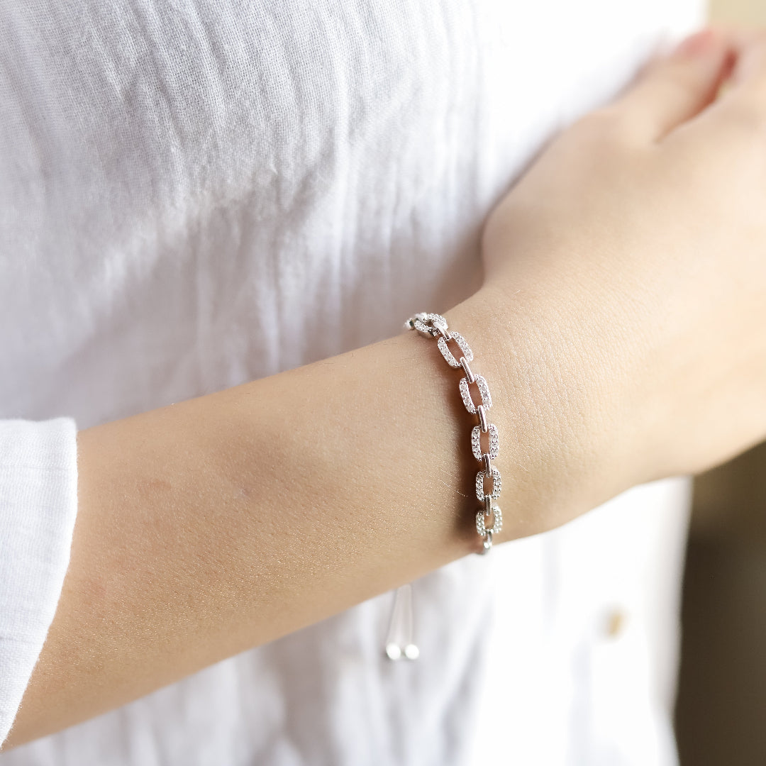 Designer Cubic Zircon Linking Bracelet