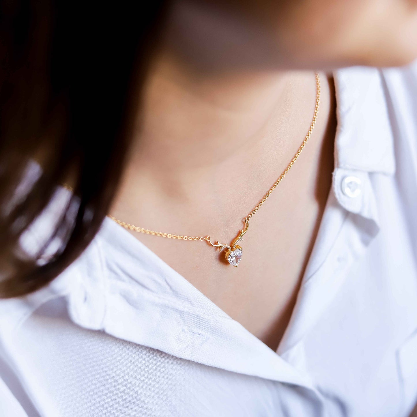 Lovehorn Cubic Zircon Necklace