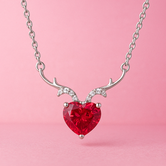 Lovehorn Cubic Zircon Necklace