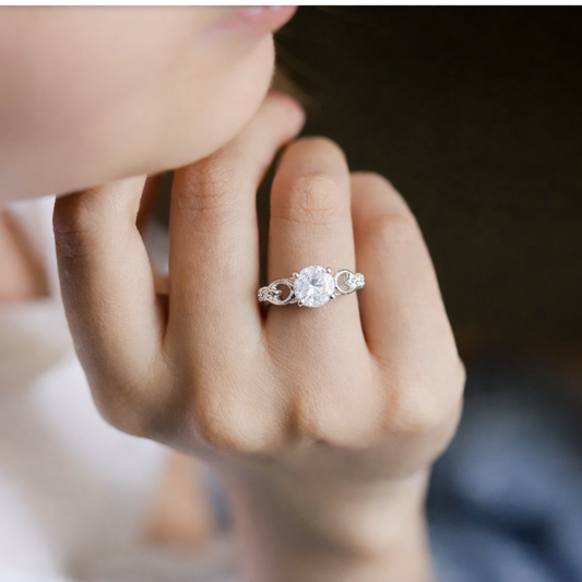 Infinity Twist Adjustable Solitaire Ring